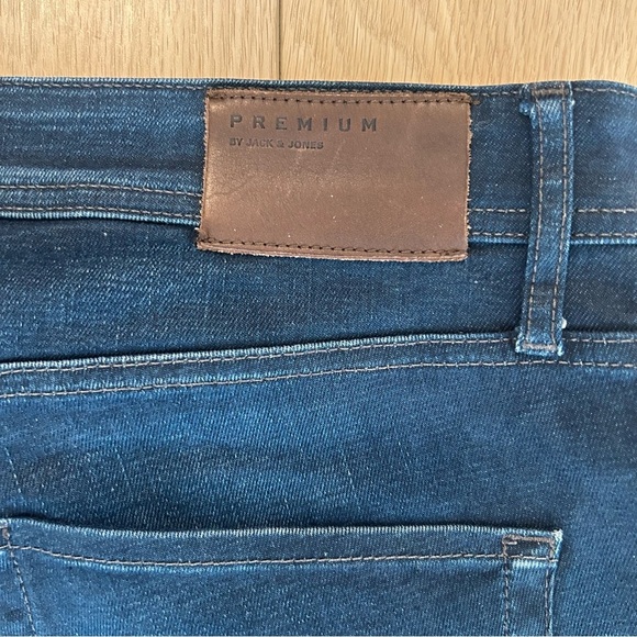 Jack & Jones Slim Fit Tim Button Fly Jeans Premium - Picture 12 of 13